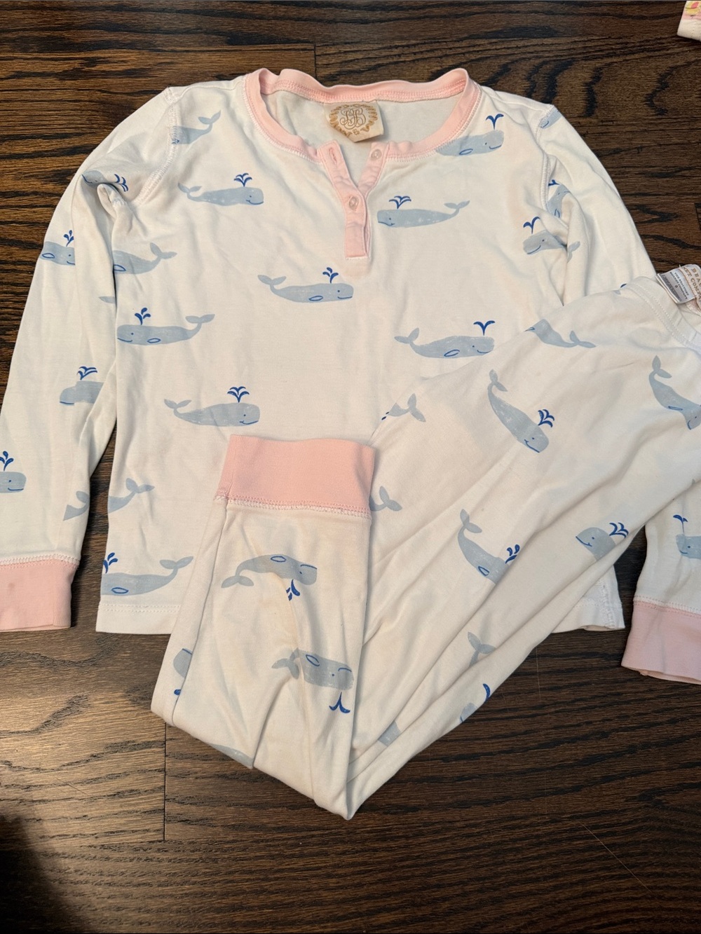 The Beaufort Bonnet Company White Pajama Set with Blue Whale Print and Pink Trim